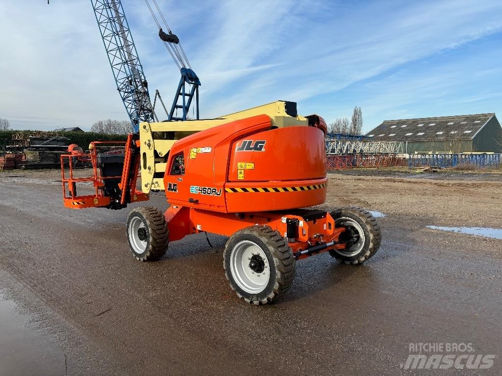 JLG EC 450 AJ Karos emelők