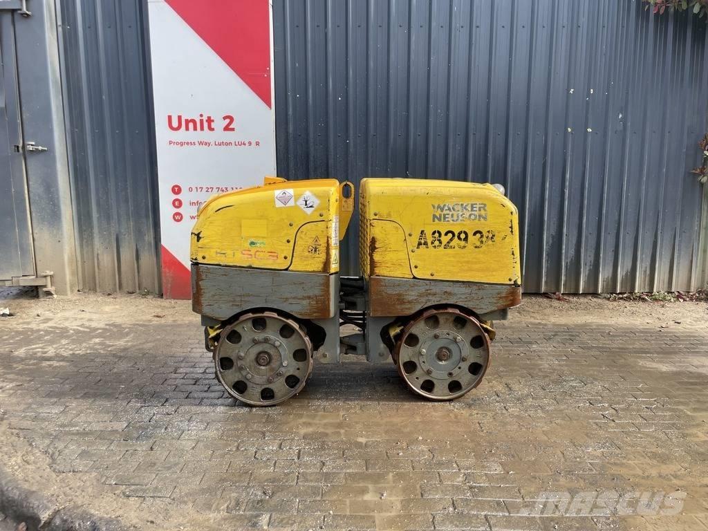 Wacker Neuson RTSC 3 Ikerdobos hengerek