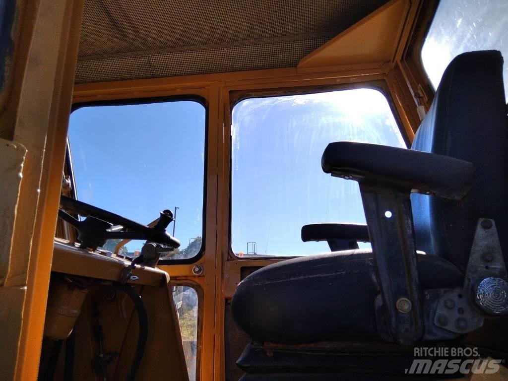 Bomag BW 212 Egydobos hengerek