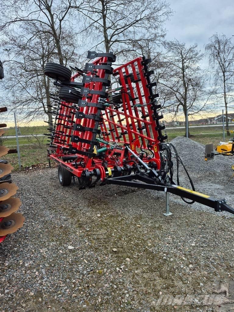 Kverneland Tiger 7 Kardánhajtású ekék és Forgó-boronák