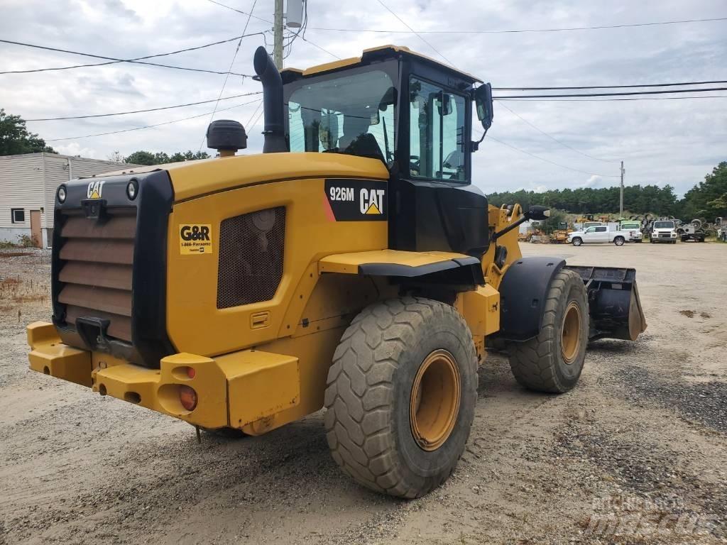 CAT 926M Gumikerekes homlokrakodók