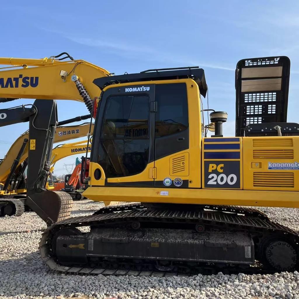 Komatsu PC 200 Lánctalpas kotrók