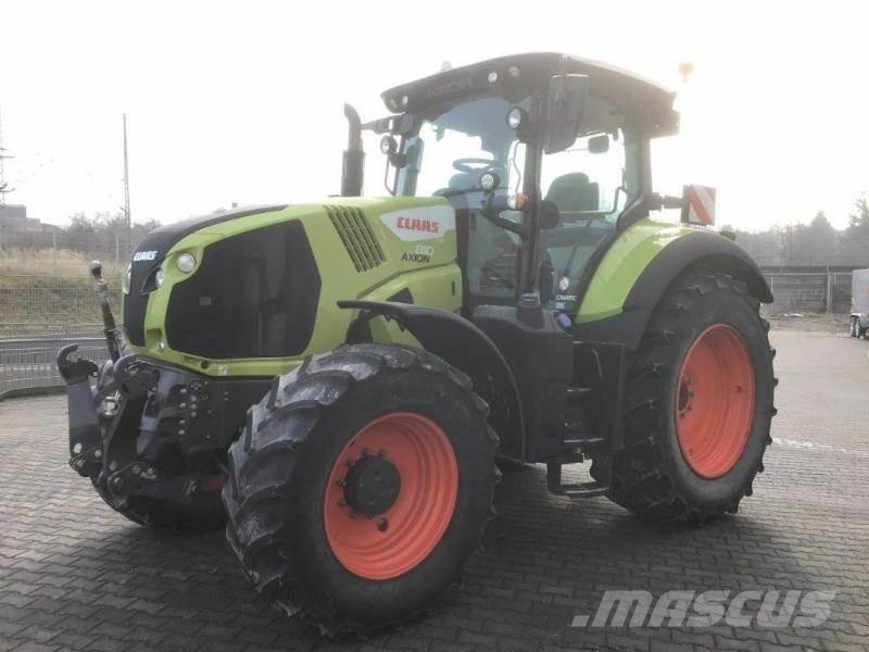CLAAS AXION 810 Traktorok