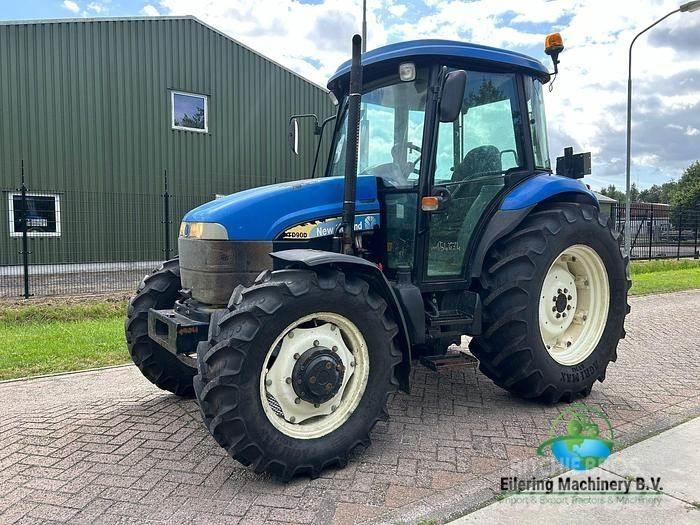 New Holland TD90 D Traktorok