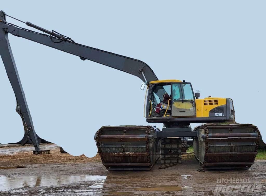 Volvo EC 210 C L Kétéltű markolók