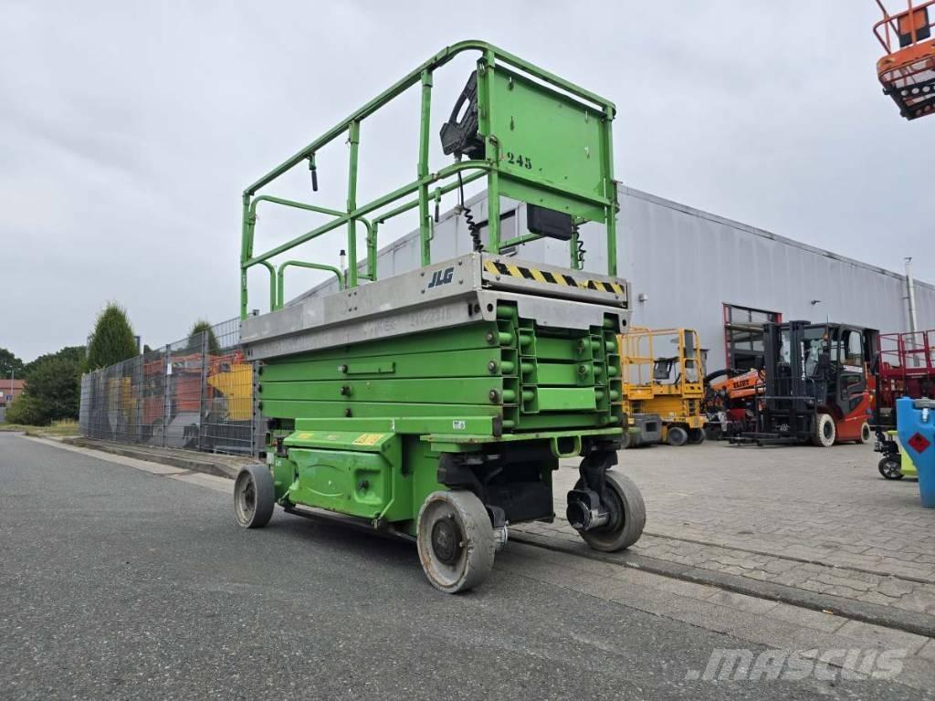 JLG 3246 ES Ollós emelők