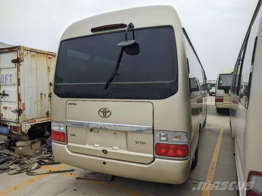 Toyota Coaster Bus Mini buszok