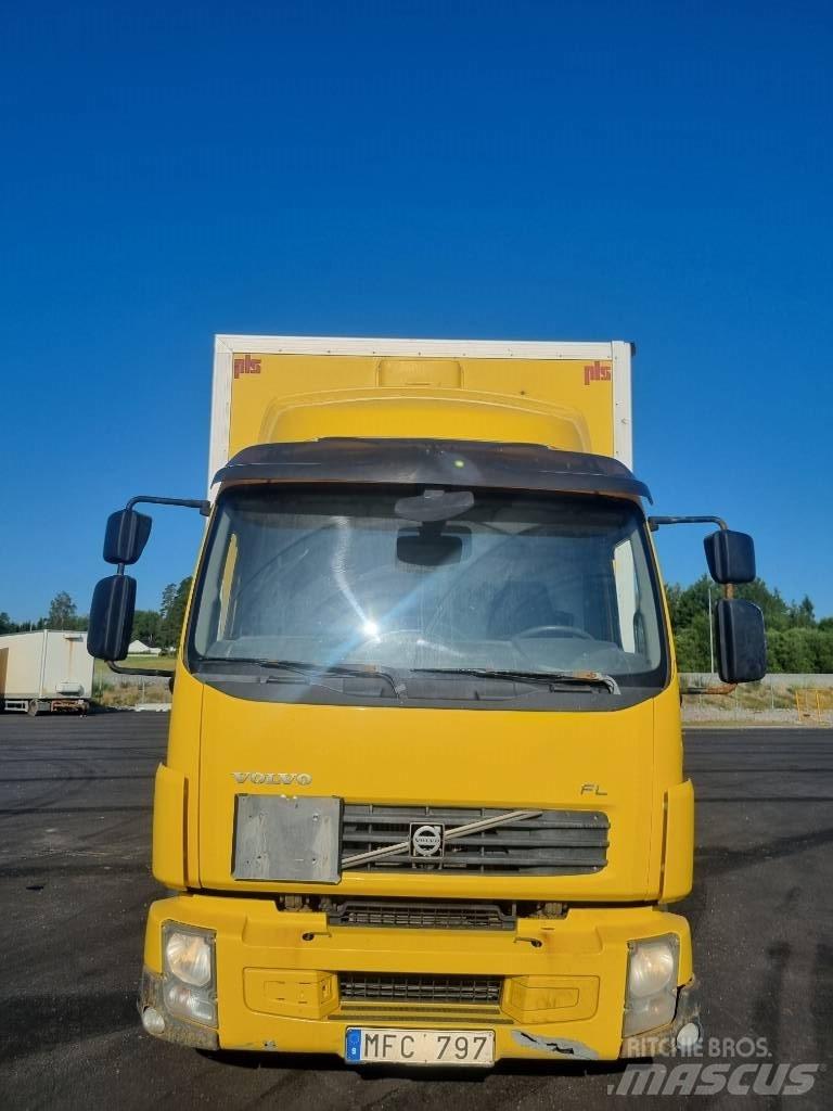 Volvo FL 240 Dobozos teherautók