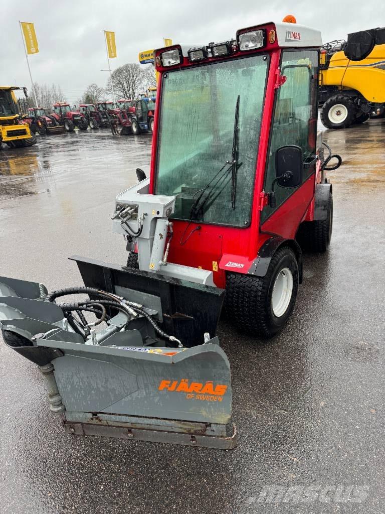 Timan Tool-Trac 245 Haszongépek