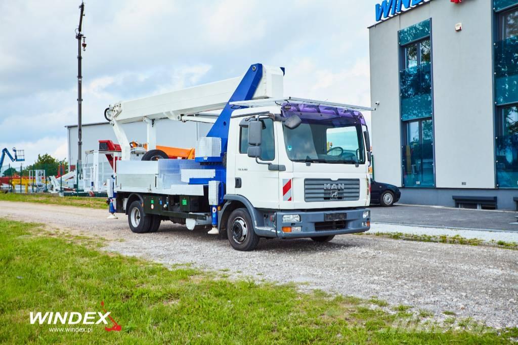 Wumag WT 300 Teherautóra szerelt emelők és állványok