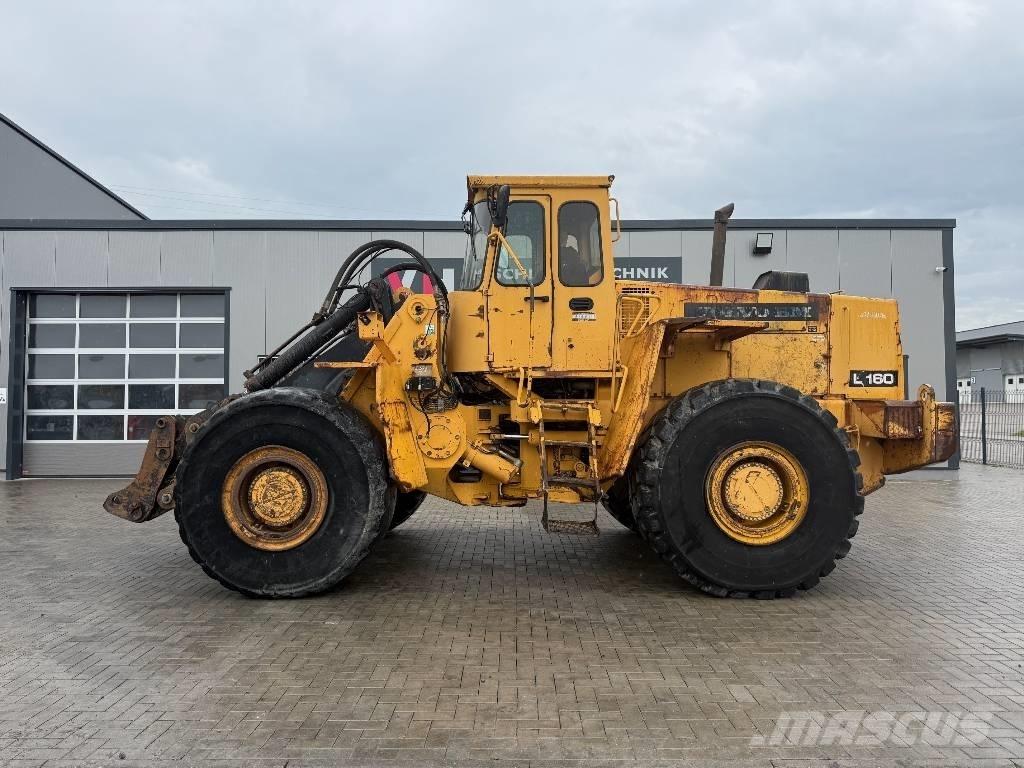 Volvo BM L 160 Gumikerekes homlokrakodók