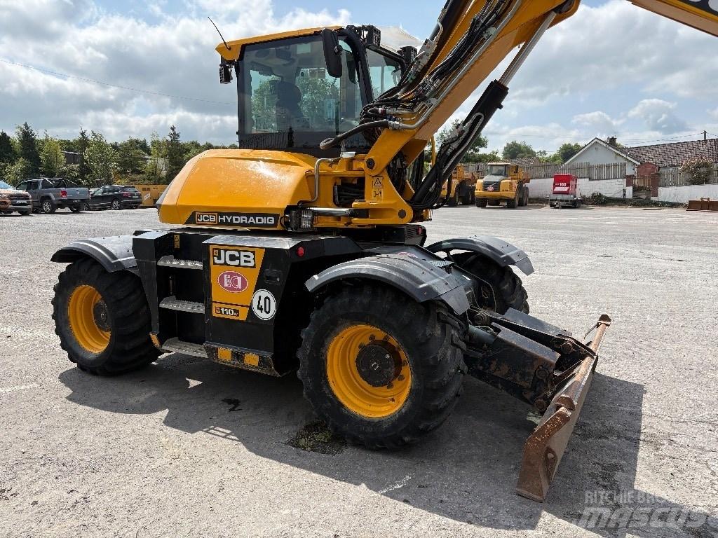 JCB Hydradig HD110T Gumikerekes kotrók