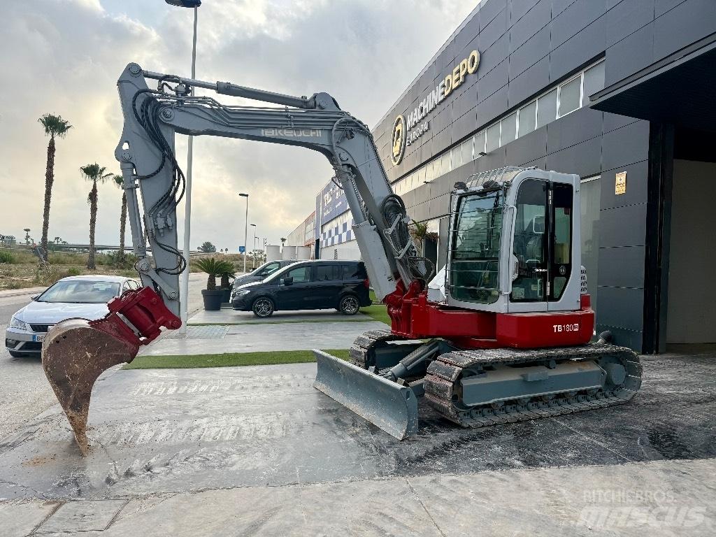 Takeuchi TB 180 FR Közepes (midi) kotrók 7 t - 12 t