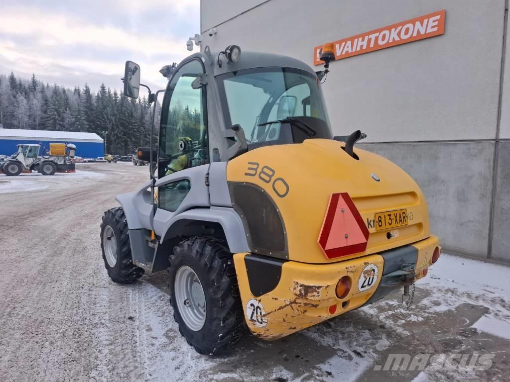 Kramer 380 Gumikerekes homlokrakodók