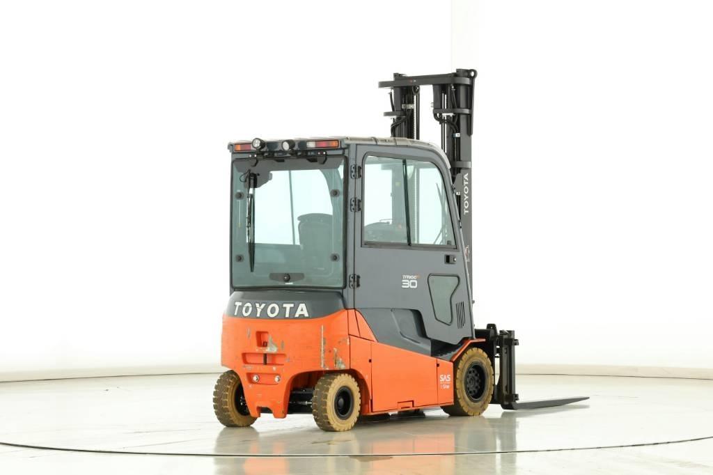 Toyota 8 FBMT 30 Elektromos targoncák