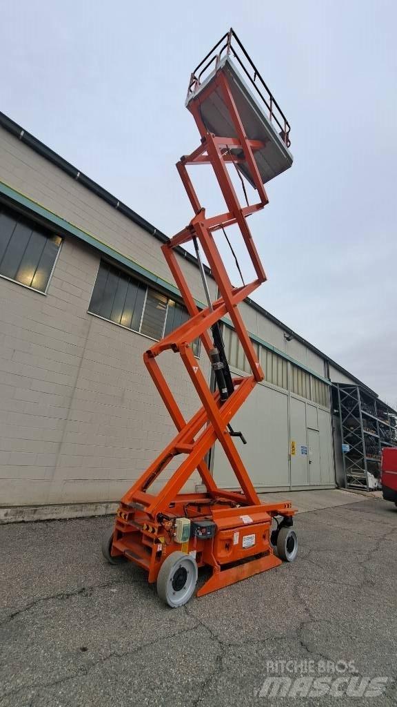 JLG 2646 ES Ollós emelők