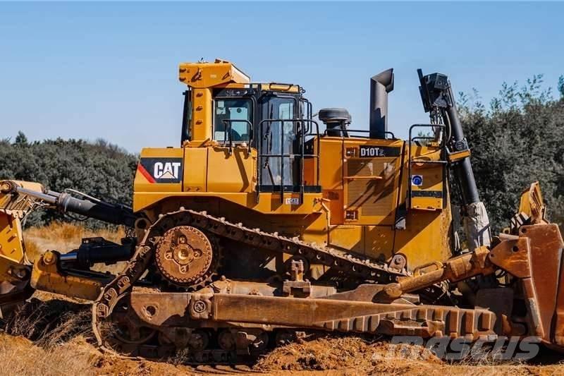 CAT D10T lánctalpas dózerek