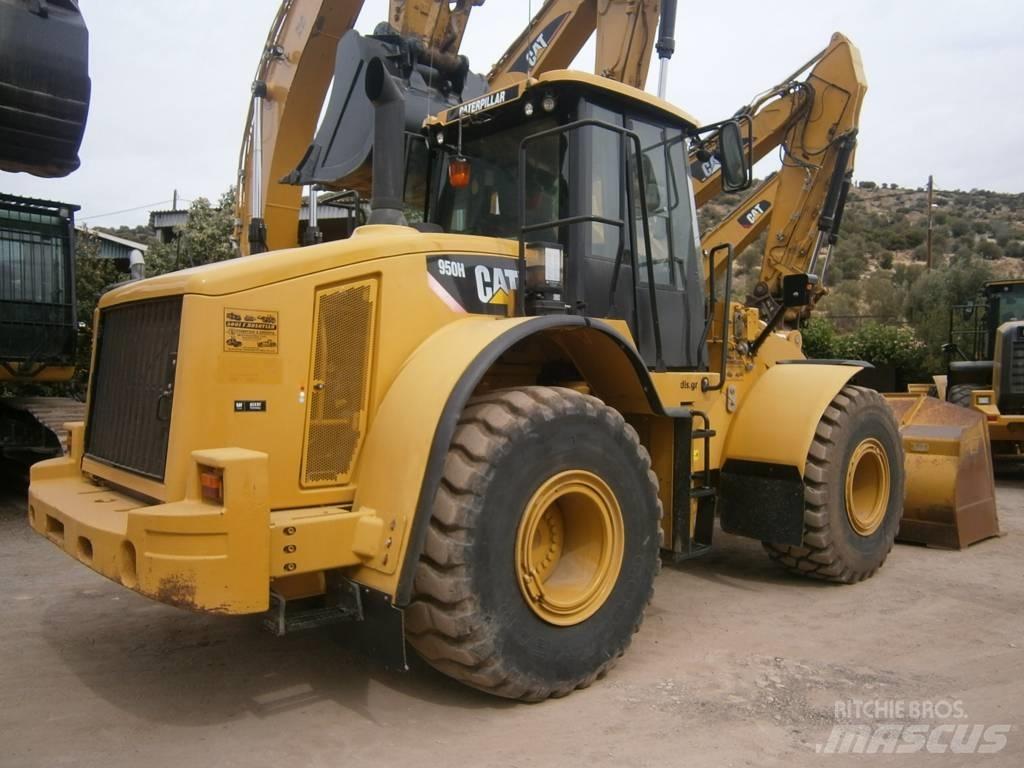 CAT 950H Gumikerekes homlokrakodók