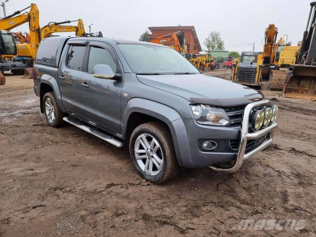 Volkswagen Amarok Kis teherszállító/Platós kocsi