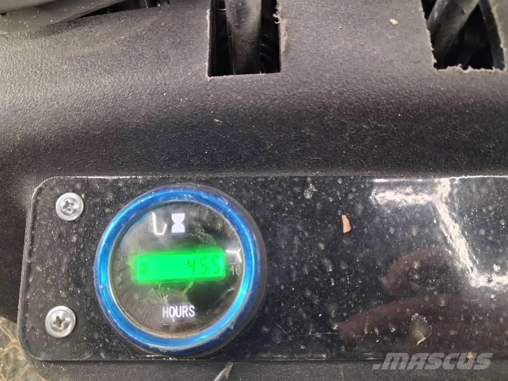 JPC KV12 Mini kotrók < 7t