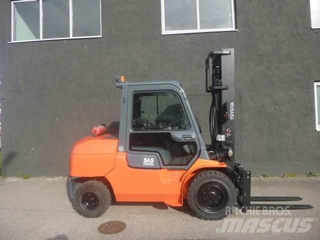Toyota 7 FD A 50 Dízel targoncák