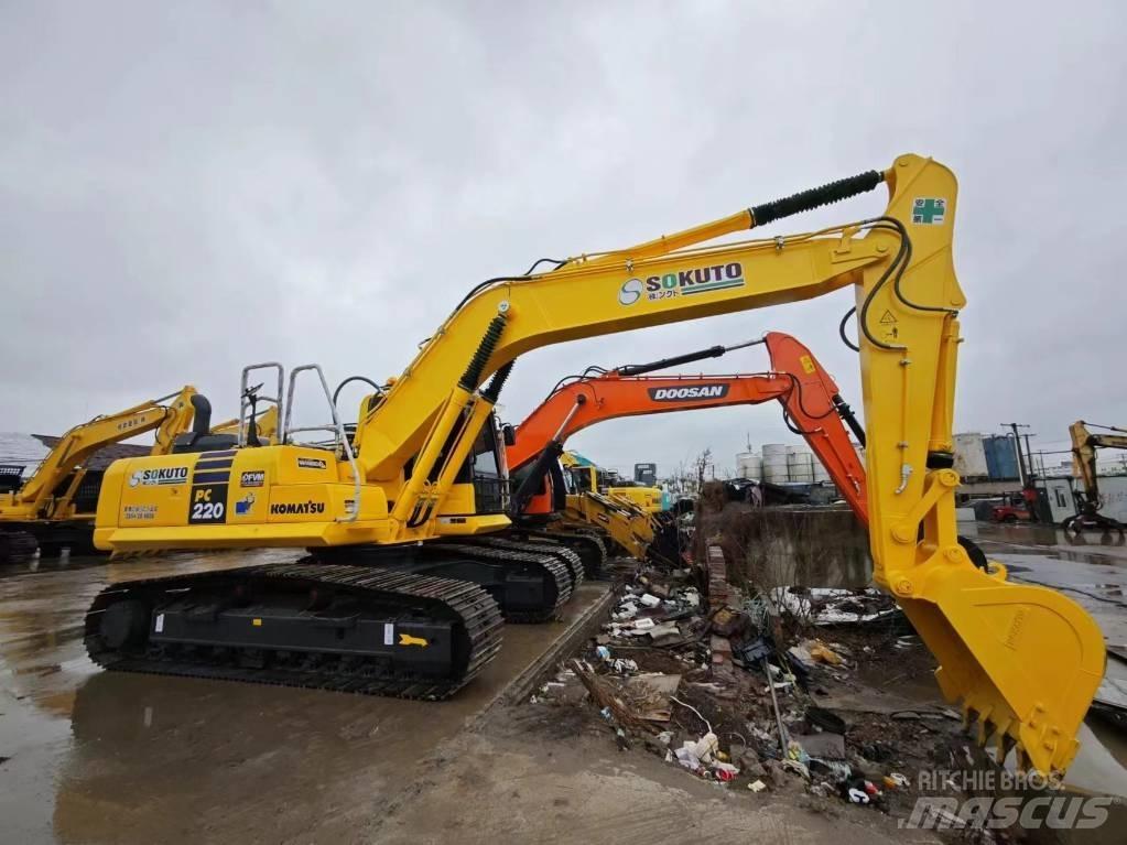Komatsu PC 220-8 Lánctalpas kotrók