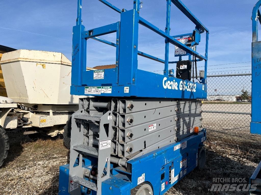 Genie GS 3232 Ollós emelők
