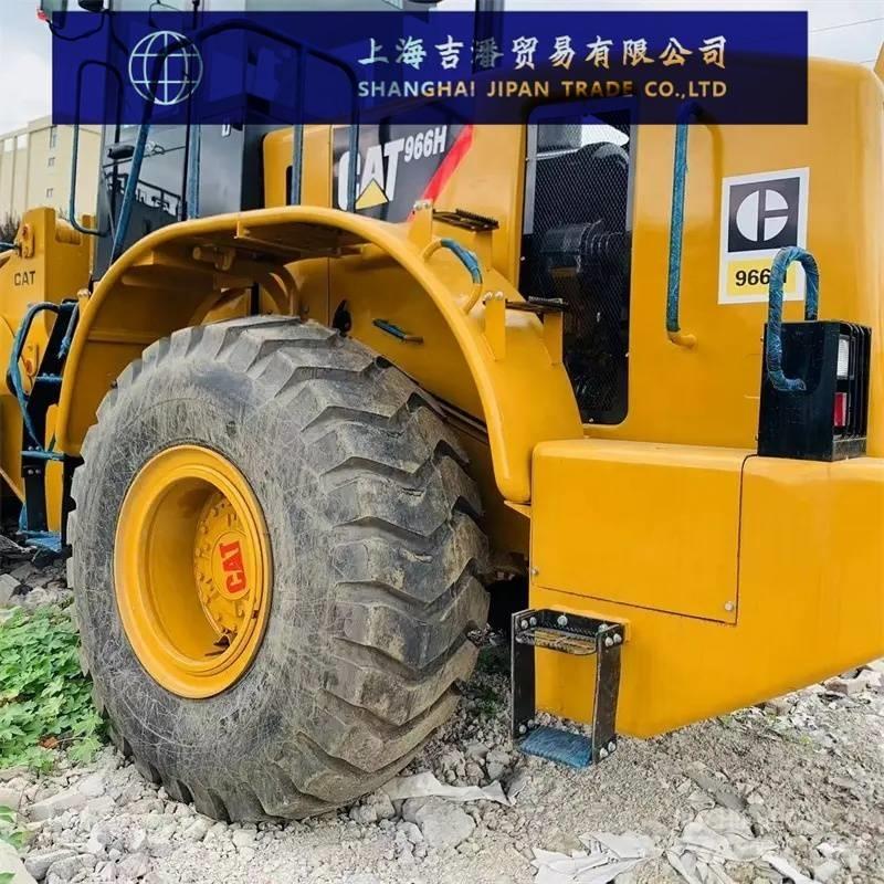 CAT 966 H Gumikerekes homlokrakodók