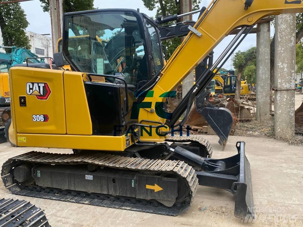 CAT CAT306 Mini kotrók < 7t
