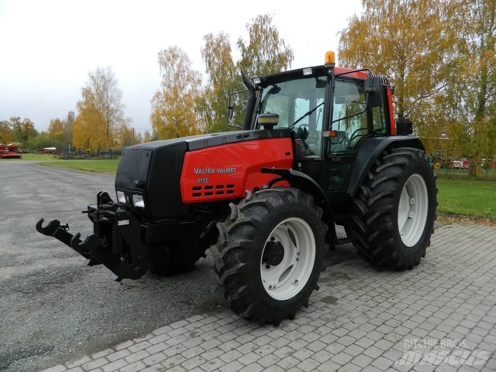 Valtra 8150 Traktorok