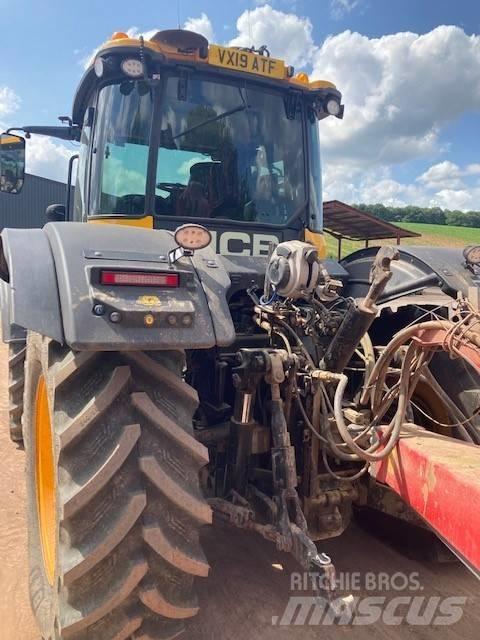 JCB Fastrac 4220 Traktorok