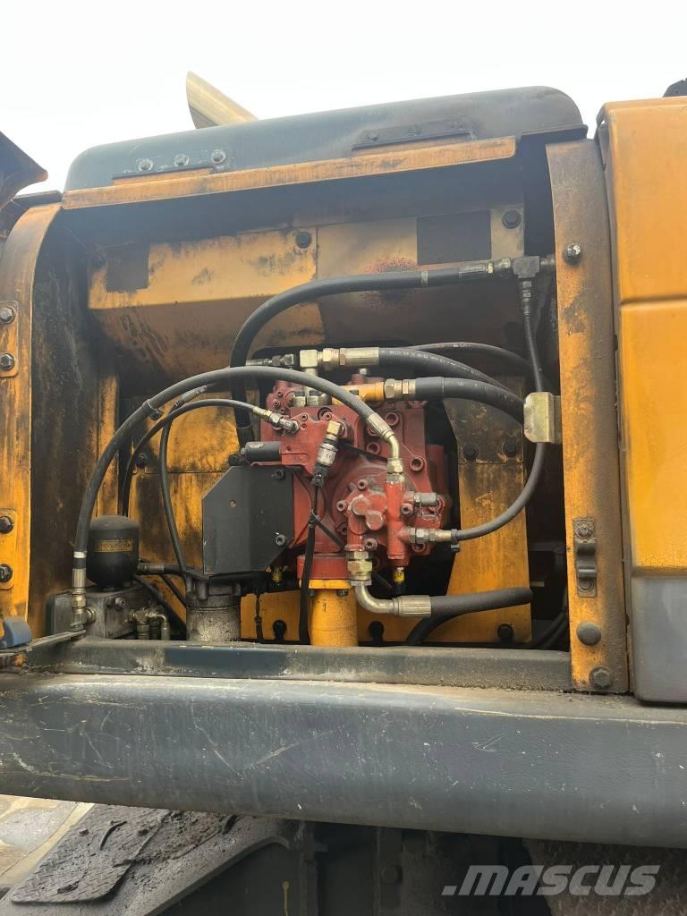 Hyundai R210W-9MH Hulladékkezelő gépek