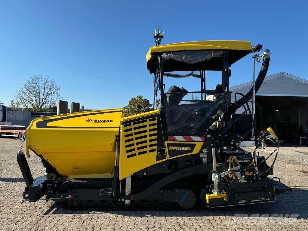 Bomag BF 300 C-2 Aszfalt terítõ gépek