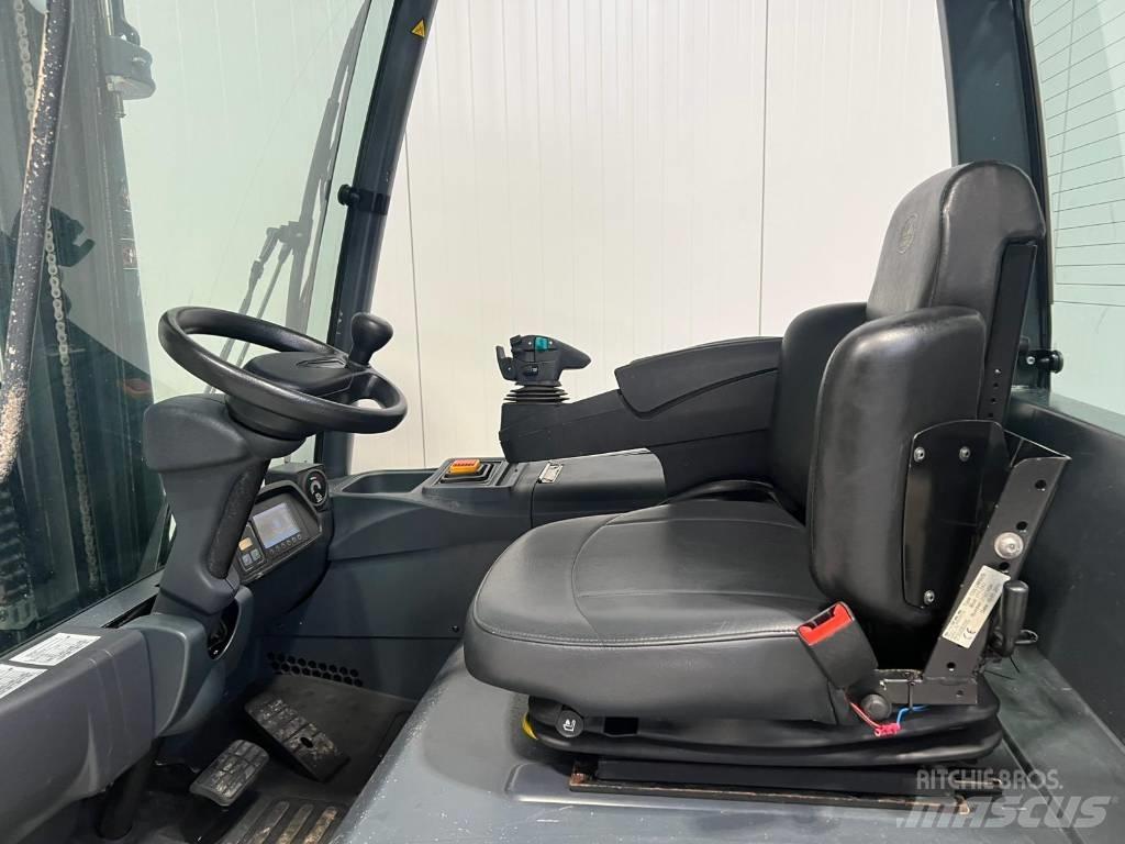 Jungheinrich EFG425k Elektromos targoncák