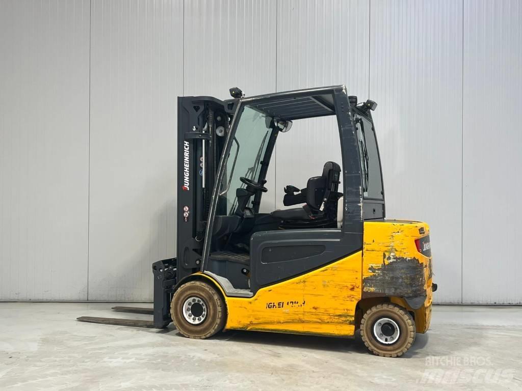 Jungheinrich EFG425k Elektromos targoncák
