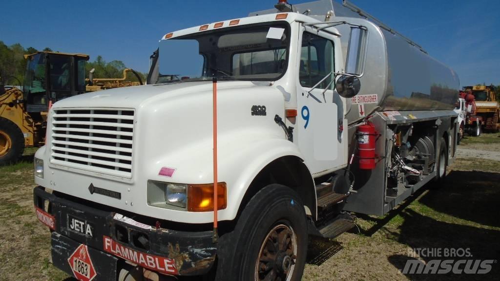 International 4900 Tartályos teherautók