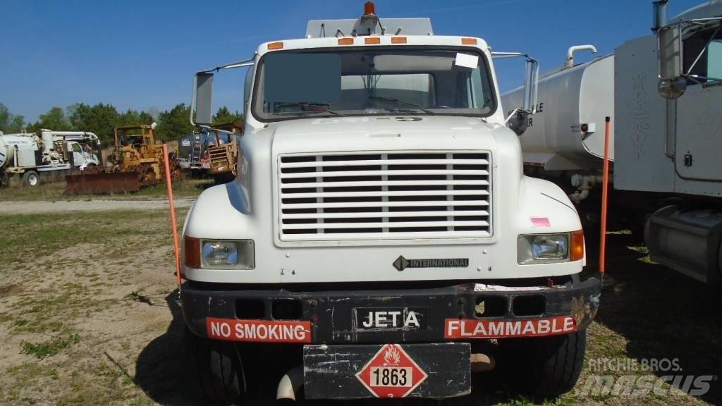 International 4900 Tartályos teherautók