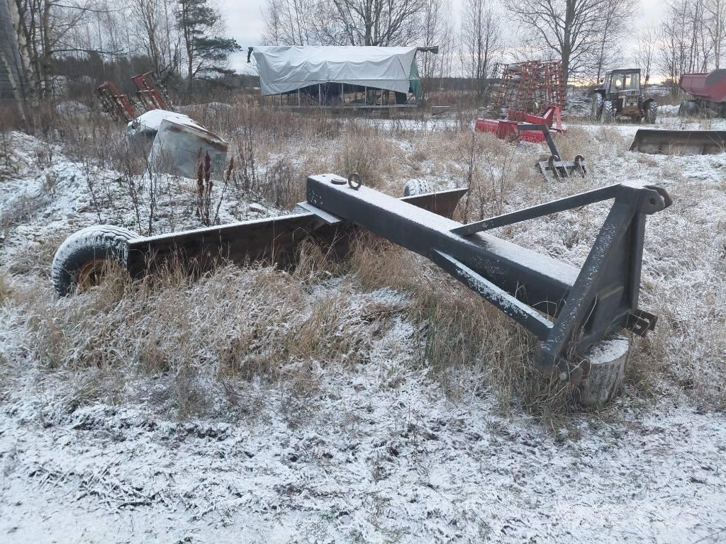  Takalana 300 Egyéb útkarbantartó és hókotró gépek