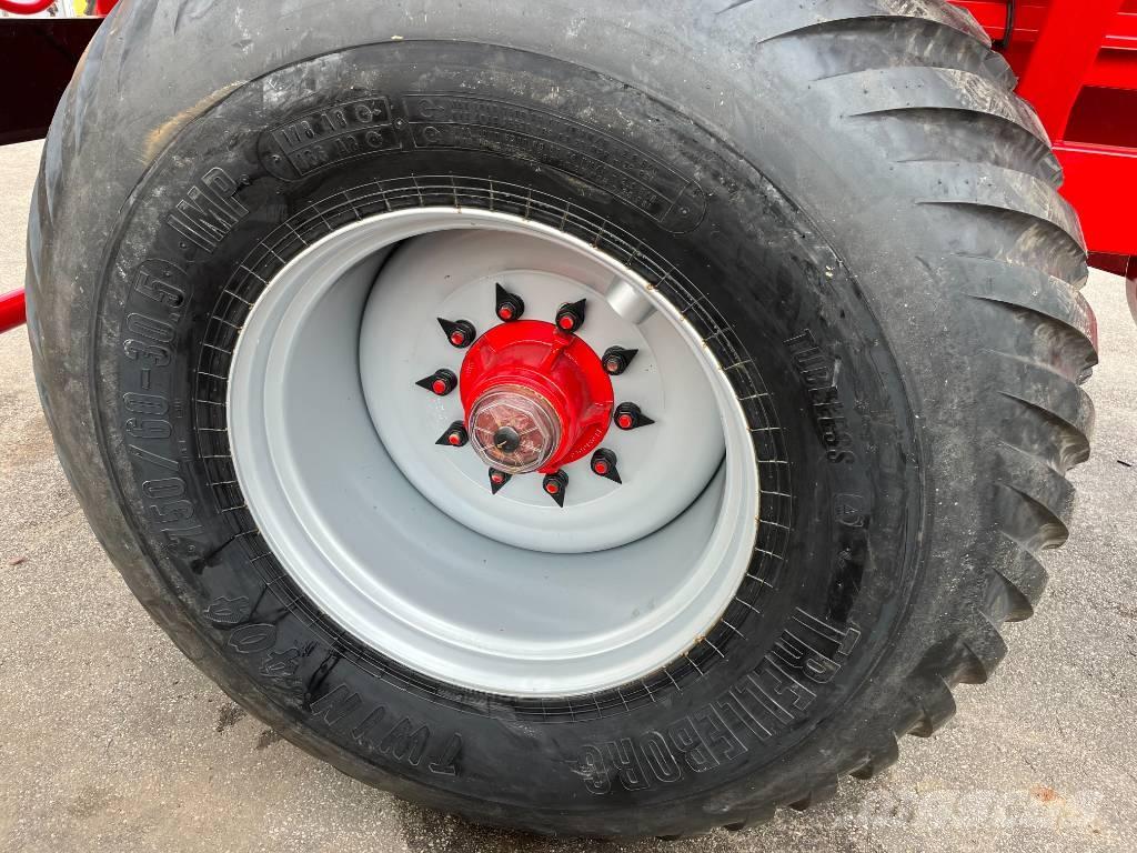  CESTARI 14800 Gabona átrakó kocsik