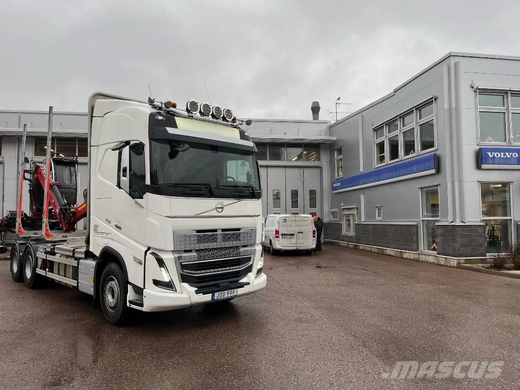 Volvo FH16 750 Globe Rönkszállító teherautók