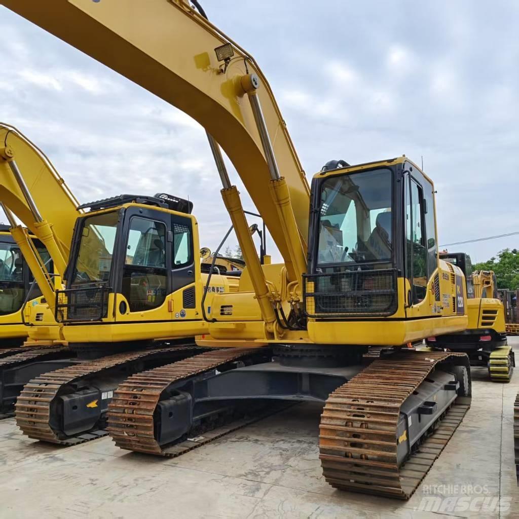 Komatsu PC 220-8 Lánctalpas kotrók