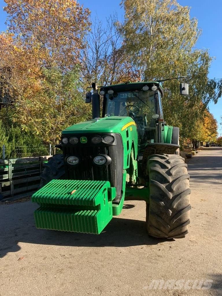 John Deere 8230 Traktorok