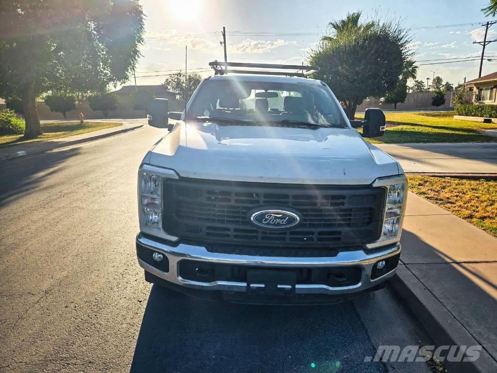 Ford F 250 XL SD Egyéb