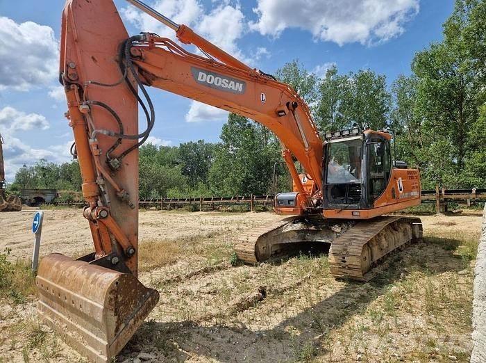 Doosan DX255 LC-3 Speciális kotrók