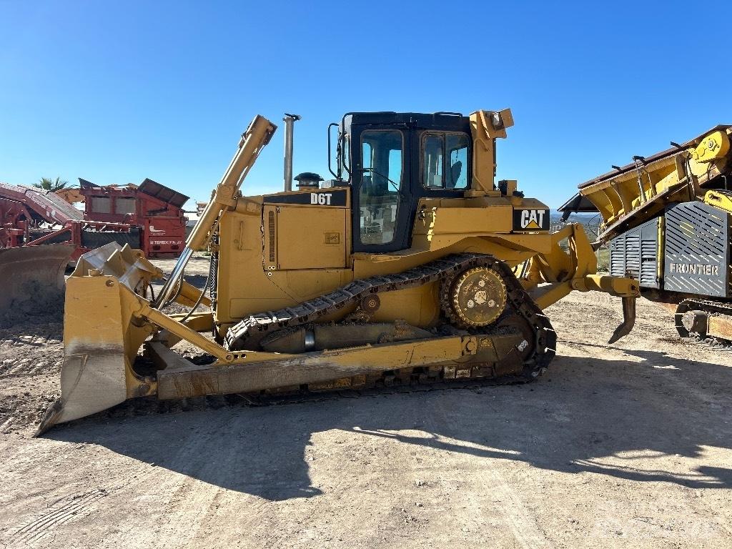 CAT D 6 T XL lánctalpas dózerek