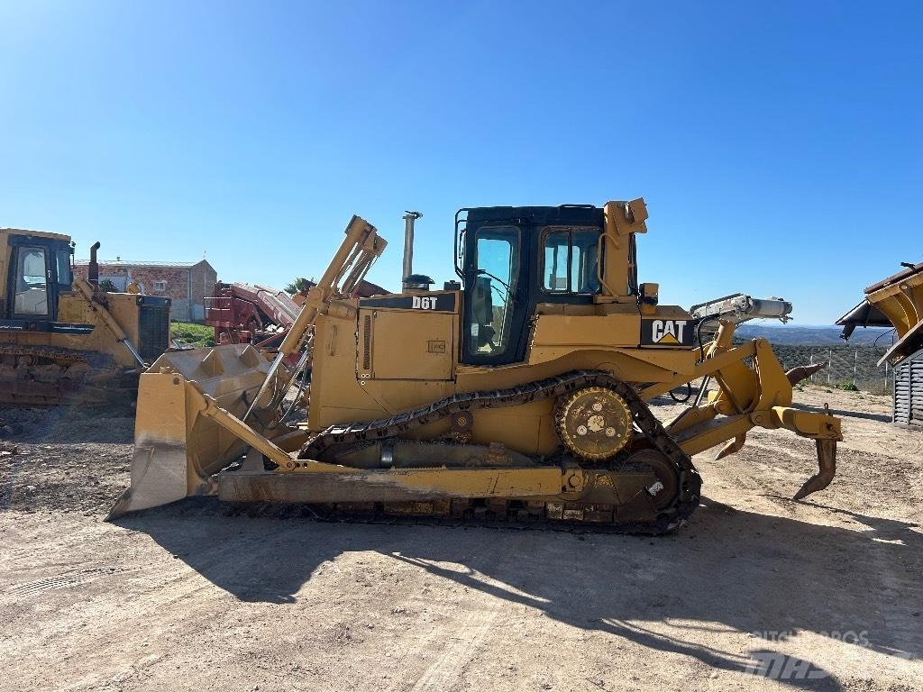 CAT D 6 T XL lánctalpas dózerek