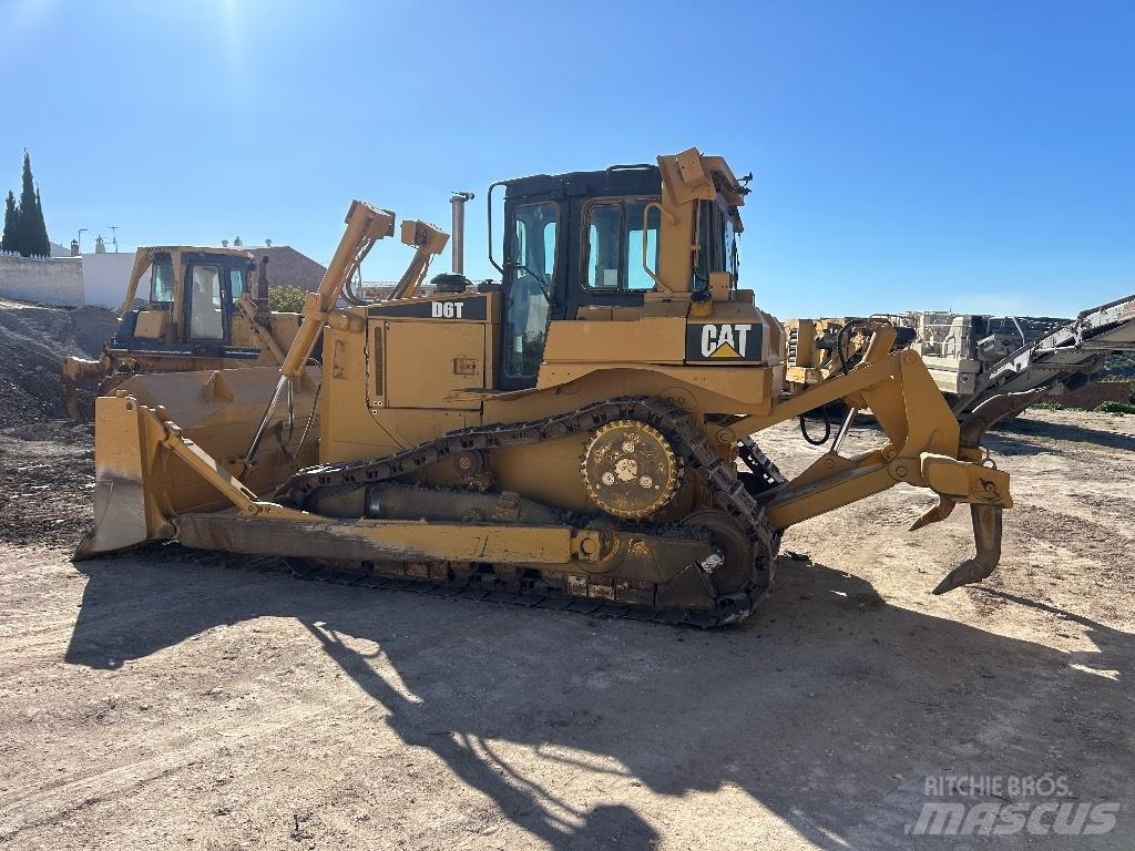 CAT D 6 T XL lánctalpas dózerek