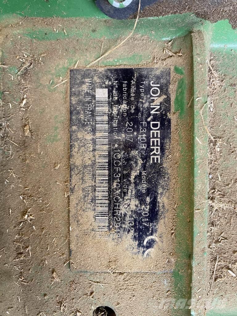 John Deere F 310 R Vontatott pázsitnyírók