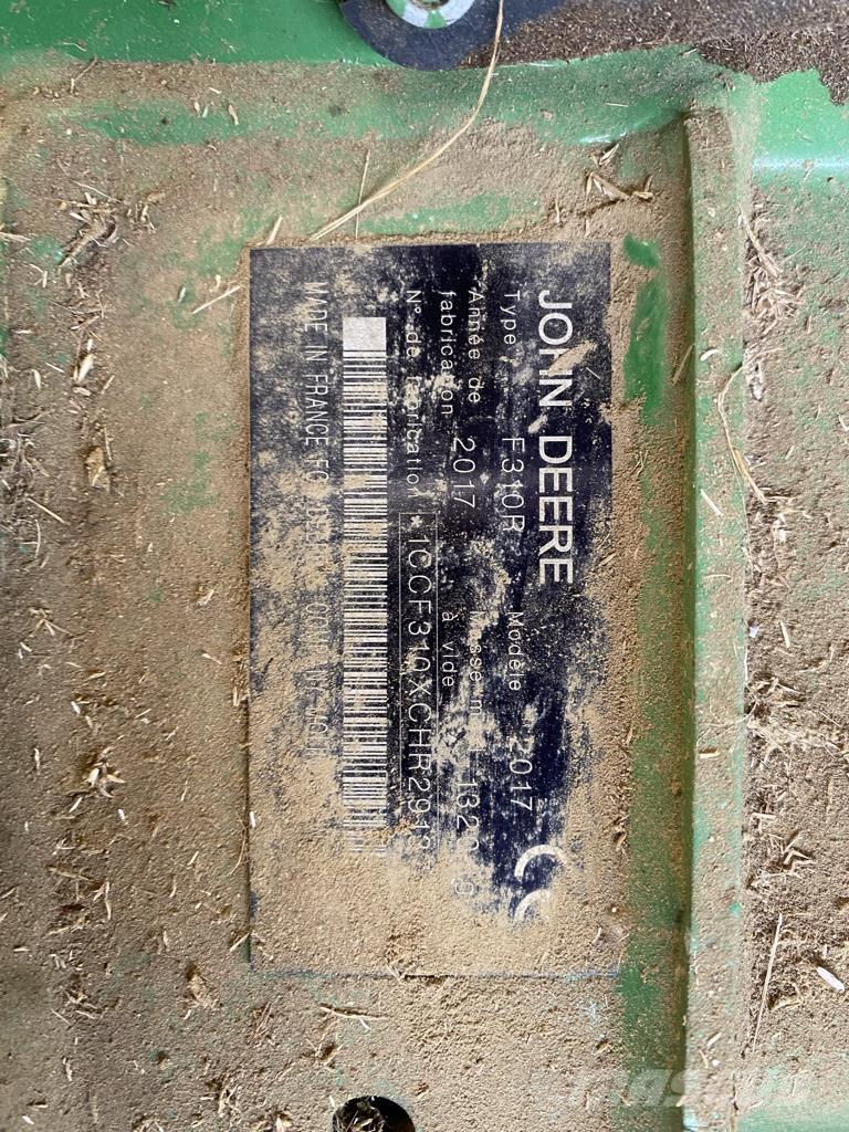 John Deere F 310 R Vontatott pázsitnyírók