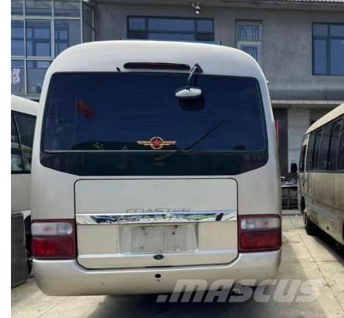 Toyota Coaster Bus Mini buszok